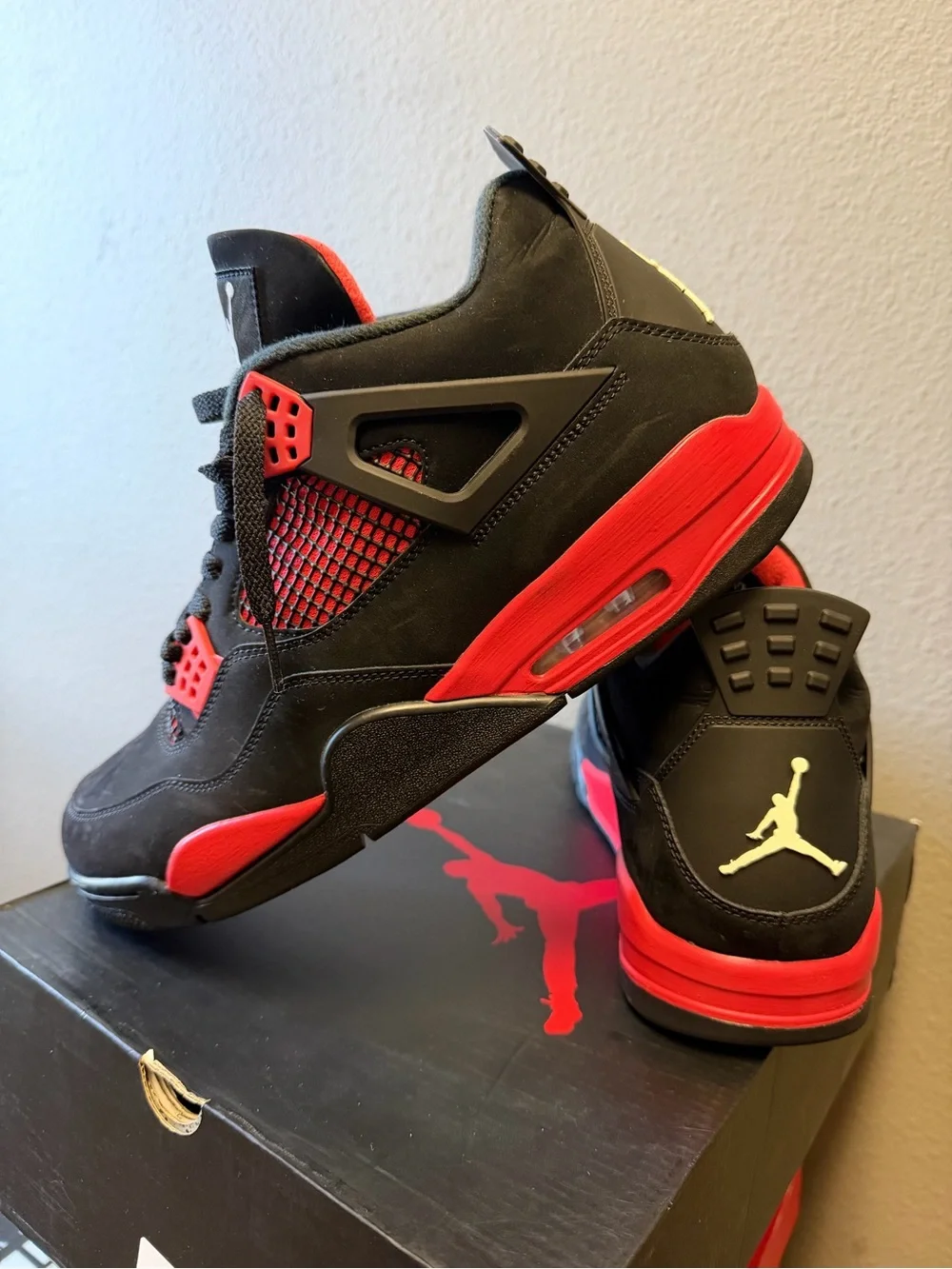 Jordan 4 Red Thunder